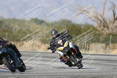 media/Dec-01-2025-Moto Forza (Mon) [[2daa91e15f]]/2-Intermediate Group/Session 3 (Turn 3)/